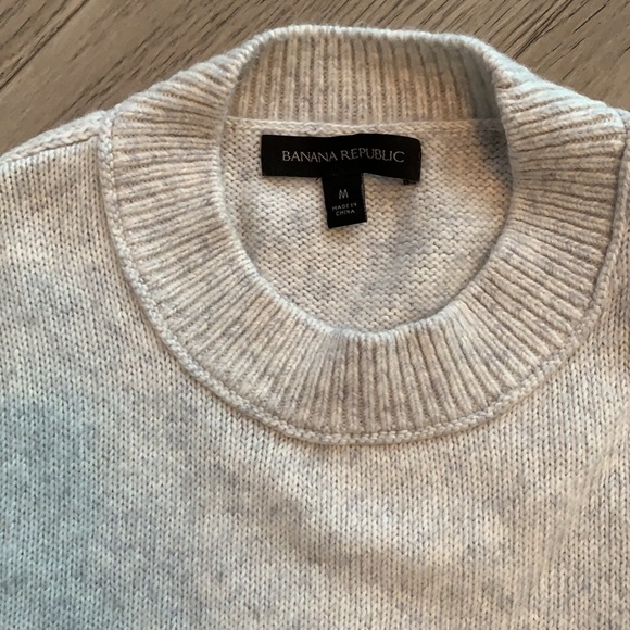 Banana republic Grey sweater - Picture 3 of 3